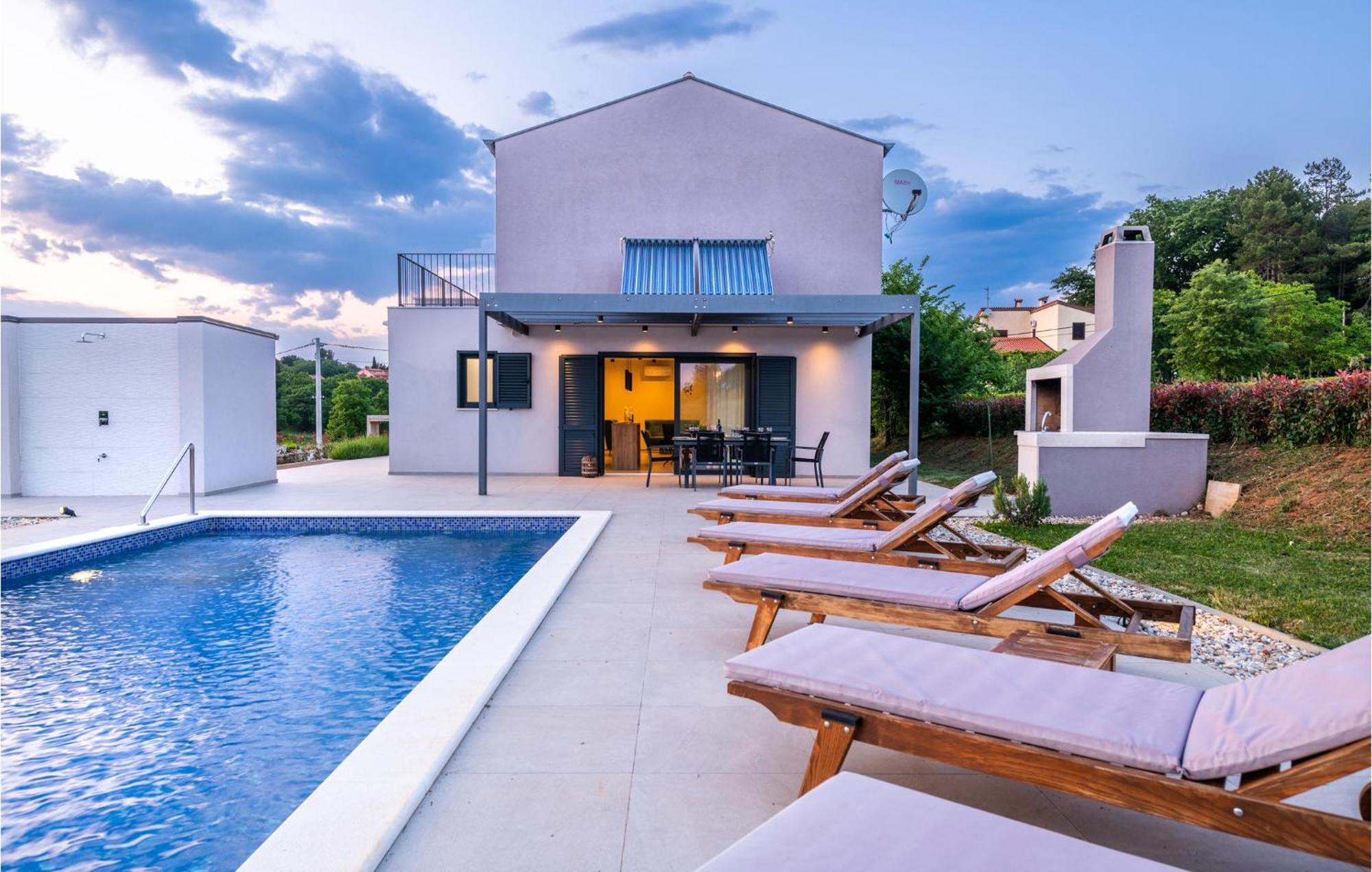 Stunning Home In Barban With Wifi Exterior foto